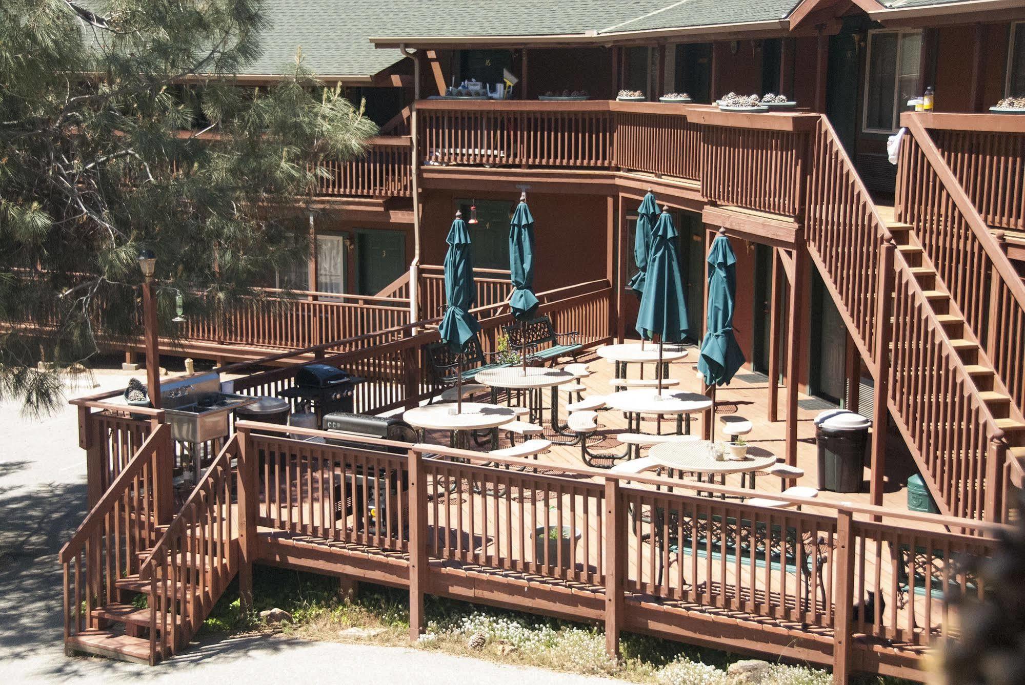 Corral Creek Lodge カーンビル エクステリア 写真